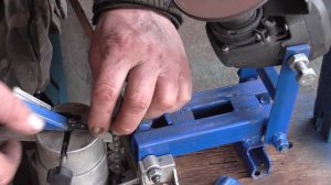 Станок для заточки цепи из болгарки!