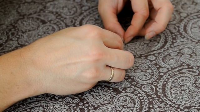 Как вправить зацепки на слинге? смотреть онлайн