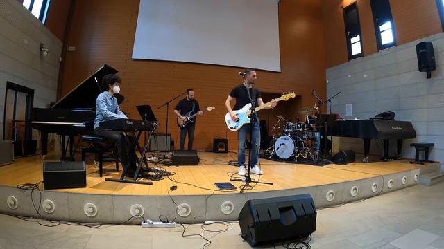 BTTF'S THEME - Alex Mari & The Lovers at Conservatorio F. Venezze di Rovigo - 30th March 2022 смотреть онлайн
