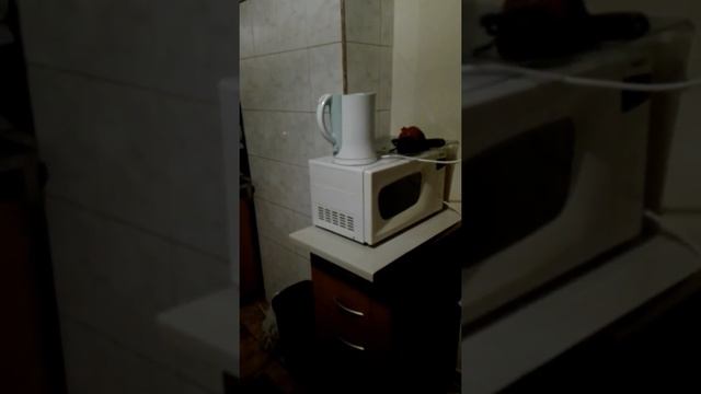 Podniecony czajnik elektryczny смотреть онлайн