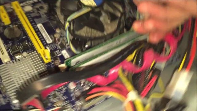 MSi GeForce GTX 950 UNBOXING & INSTALLATION! +CORSAIR DDR3 RAM смотреть онлайн