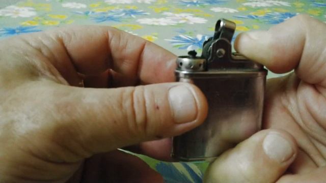 Old vintage BACCY-LITE TELESCOPIC petrol pocket lighter Старая бензиновая карманная зажигалка смотреть онлайн