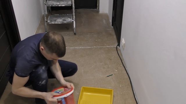 СТРОЙКА В ДЕРЕВНЕ. ШПАКЛЮЕМ И КРАСИМ ПОТОЛОК ИЗ ГИПСОКАРТОНА. УСТАНАВЛИВАЕМ ТОЧЕЧНЫЕ СВЕТИЛЬНИКИ.