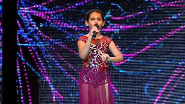 Nicole Babizhaeva "Wide awake" смотреть онлайн