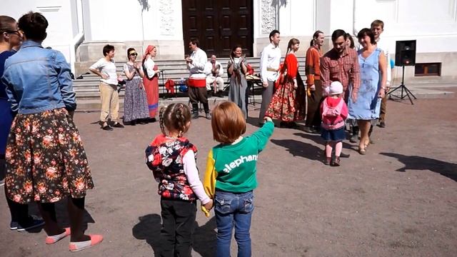 Плясы до упаду! Русские народные танцы и хороводы . смотреть онлайн