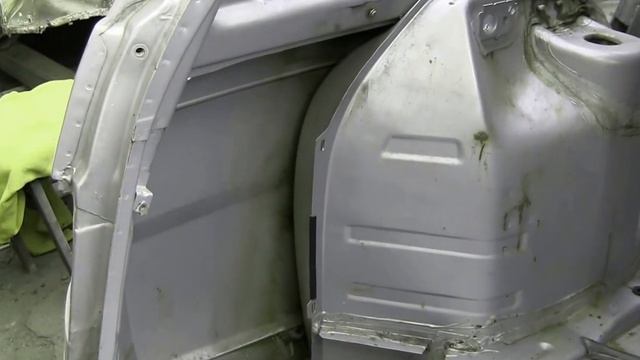 Рихтовка ВАЗ 111 вырезаем часть кузова смотреть онлайн