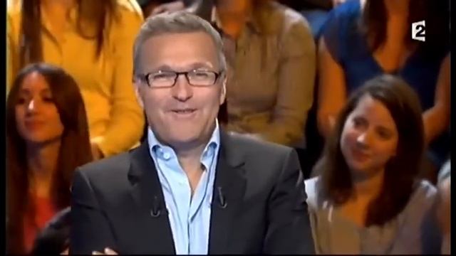 Nicole Ferroni [33] et Jérémy Ferrari [61] Elle retrouve la voix après 30 ans de silence - ONDAR смотреть онлайн