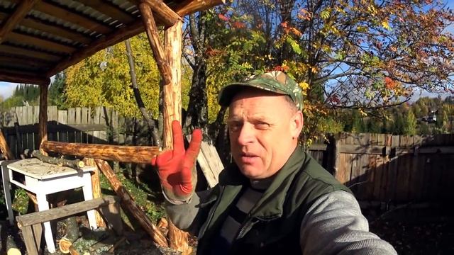 БЕСЕДКА ИЗ ВАЛЕЖНИКА И СПИЛОВ ДЕРЕВЬЕВ СВОИМИ РУКАМИ / ЗАВЕРШЕННЫЙ ВАРИАНТ смотреть онлайн