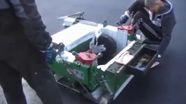 Укладка покрытий из резиновой крошки смотреть онлайн