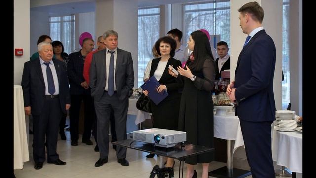 Аренда проекторов и экранов Домодедово смотреть онлайн