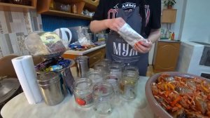 ЩУКИ МНОГО НЕ БЫВАЕТ! УХА ПО КРАСНОДАРСКИ В АВТОКЛАВЕ \ вкусный рецепт из речной рыбы. ГОТОВИМ ДОМА