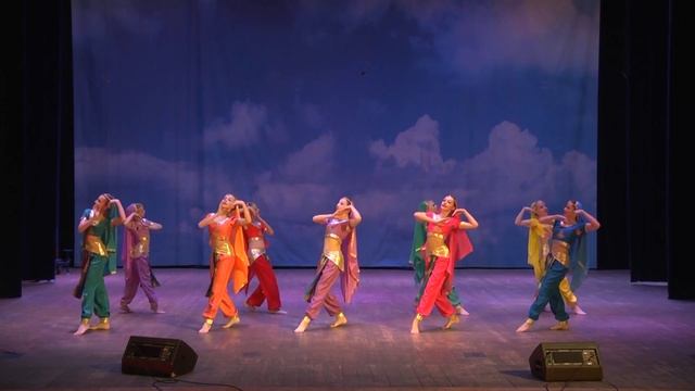 "Индийский танец" смотреть онлайн