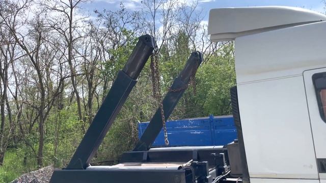 RENAULT PREMIUM 440 18T SKIP LOADER смотреть онлайн