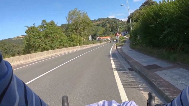 ВДОЛЬ БЕРЕГА В SAN SEBASTIAN! НОЧНОЙ ГОРОД! НА ВЕЛОСИПЕДЕ ПО ИСПАНИИ! ЧЕСТНЫЙ ВЛОГ! ДЕНЬ 12 смотреть онлайн