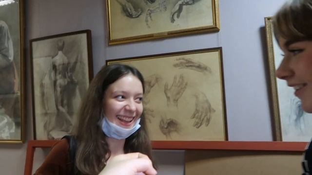 учебные будни студентки первого курса Академии Глазунова) смотреть онлайн