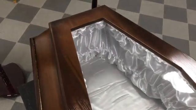 Гробы для захоронения людей с диагнозом COVID 19 смотреть онлайн