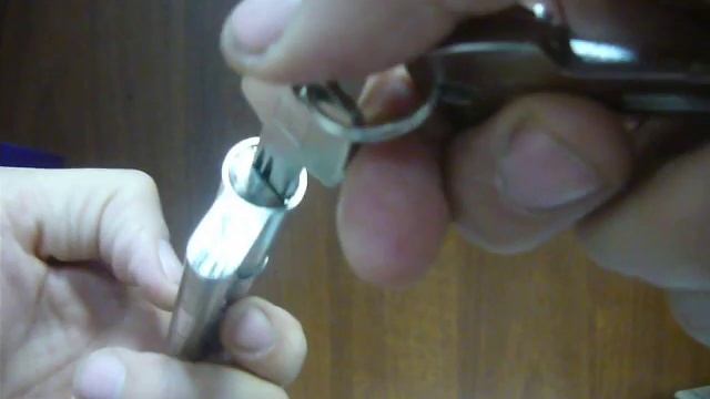 Личинки (Цилиндры) замков смотреть онлайн