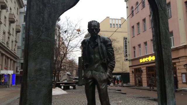Поход в театр Вахтангова смотреть онлайн