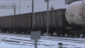 2 Боинга! Тепловозы 2ТЭ116К-1081 и 2ТЭ116-523 с грузовыми поездами