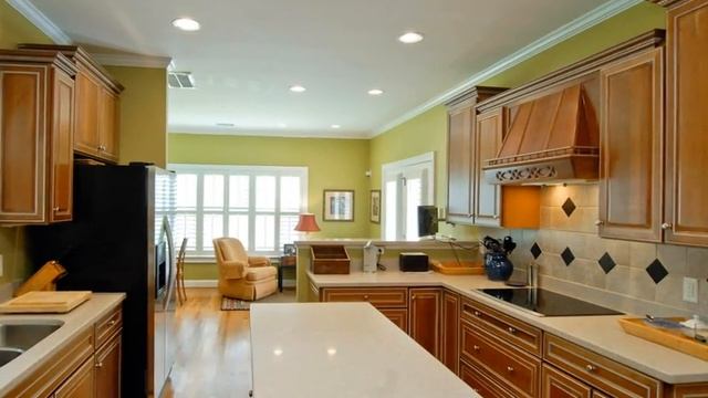 1 Wiscassett Way, Greenville, South Carolina смотреть онлайн