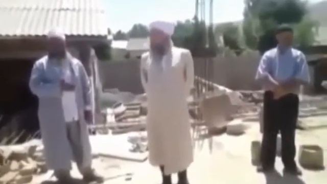 Дашноми эшони Нуриддин.