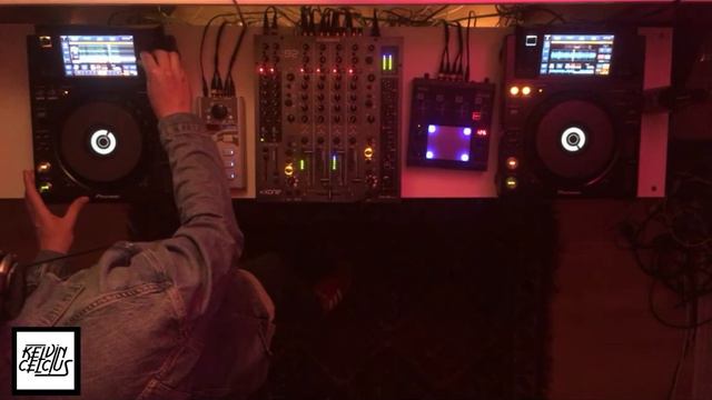 [Deep Techno Mix] Kelvin Celcius - Decay Vodcast_012 using XDJ 1000, Xone 92 and Korg Quad Kaosspad смотреть онлайн