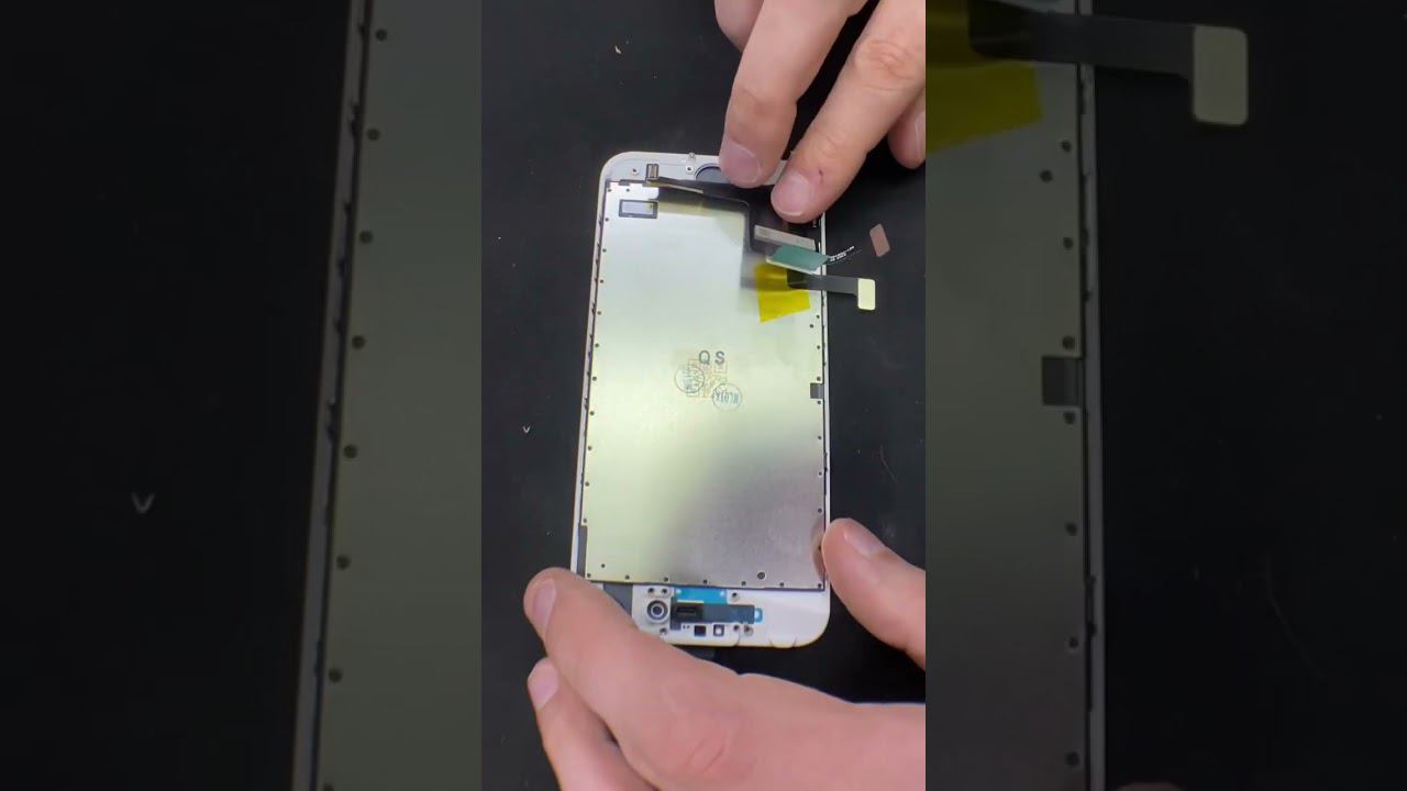 Замена экрана на iPhone смотреть онлайн