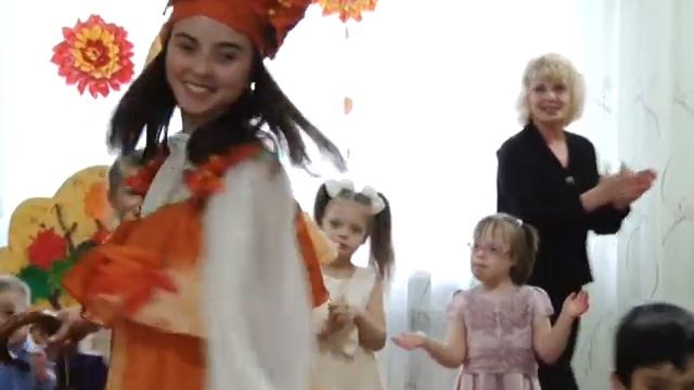 В симферопольской школе организовали праздник для детей-аутистов смотреть онлайн