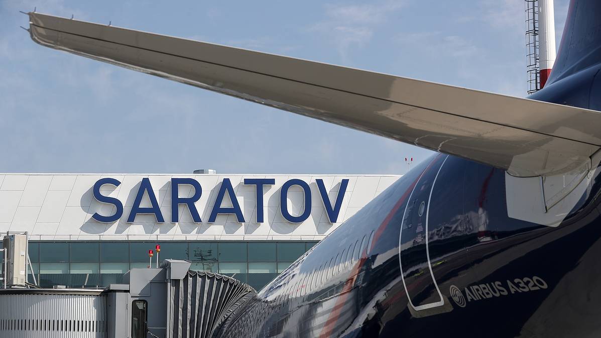 АЭРОПОРТ ГАГАРИН УЛЕТЕЛА В ПИТЕР