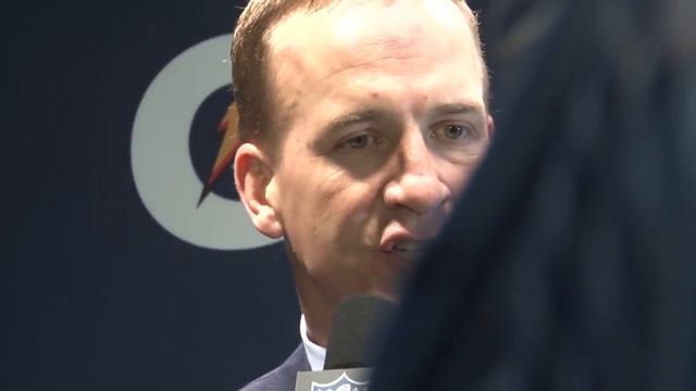 Super Bowl 2014 post game: Peyton Manning - to call this embarrassing is insulting смотреть онлайн