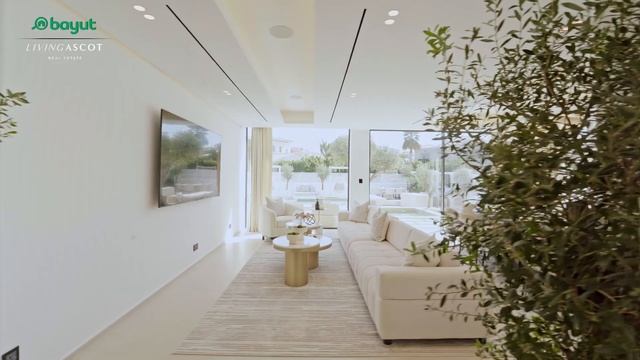 Stunning 6-Bedroom Villa With Home Movie Theatre In Jumeirah Golf Estate смотреть онлайн