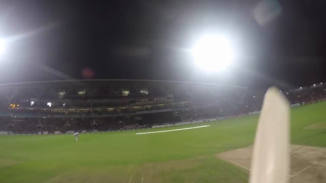 Brendon McCullum & Mahela Jayawardene batting with a GoPro - Cricket for Heroes at the Kia Oval смотреть онлайн