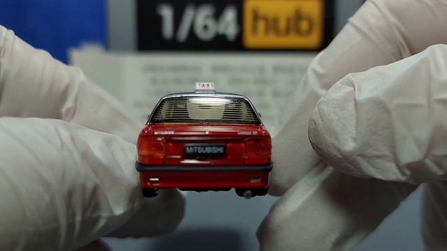 BM Creations Junior 1/64 Mitsubishi 1988 Lancer Hong Kong Taxi смотреть онлайн