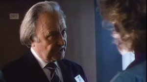 Не будите спящую собаку.