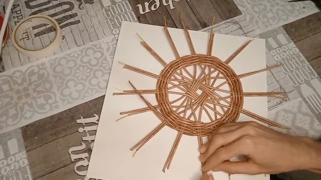 ? Салфетка или плейсмат из бумажной лозы. ч1. Server napkin from paper tubes. p1. | ЭкоКорзина Тура смотреть онлайн