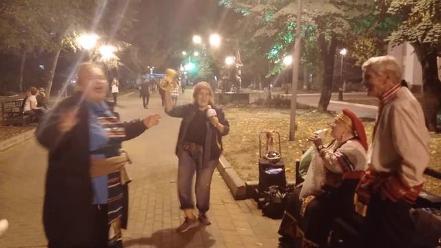 Я иду тебе навстречу , фрагмент песни На Воронежском Арбате , в День города Воронеж смотреть онлайн