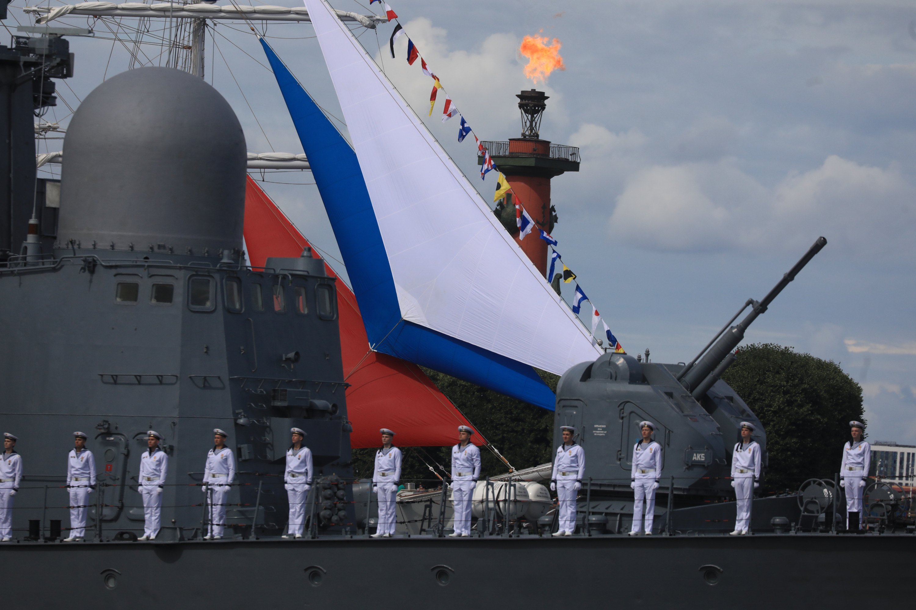 С Днем ВМФ смотреть онлайн