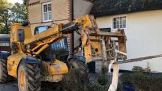 Cash Money Car Thefts: How Village Communities Are Profitable For ATM Criminality смотреть онлайн