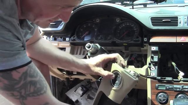 Volkswagen Passat В6 Замок зажигания . Как снять ? смотреть онлайн