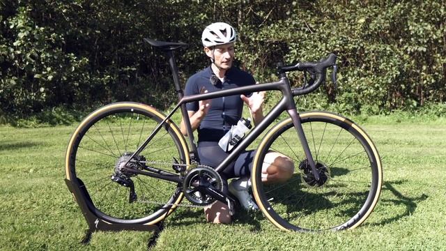 6kg!! Specialized S-Works Aethos Review - Is lighter really better? смотреть онлайн