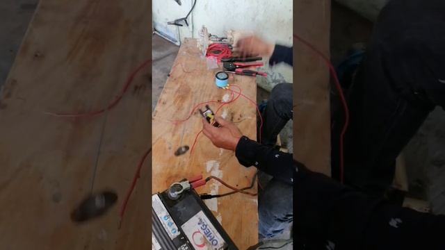 INSTALANDO UN MEDIDOR DE GASOLINA UNIVERSAL....FUNCIONA??? смотреть онлайн