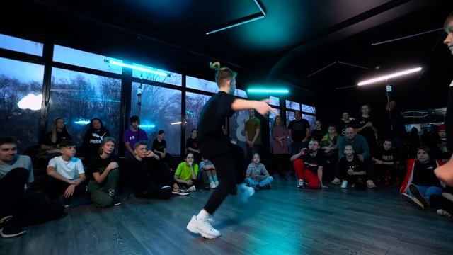 GLEBSTEP vs РОГОЖИН ПАША | 1/4 | ELECTRO KIDS PRO | BSB 2021 смотреть онлайн