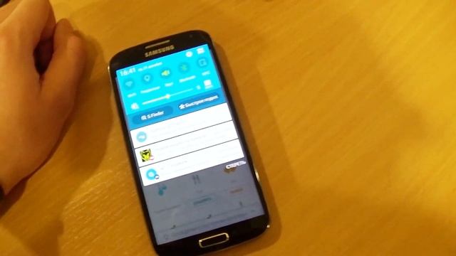 Умный фитнес браслет Samsung Charm, отслеживание стиля жизни; Samsung Charm Full Review смотреть онлайн