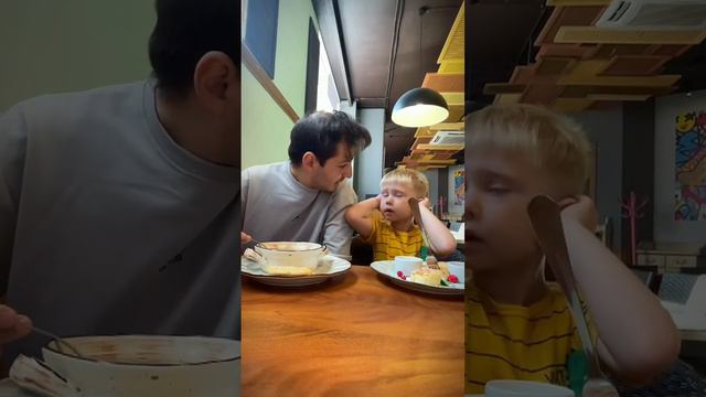 «Настроение довести»: бывший муж Черно срывает злость на сыне смотреть онлайн