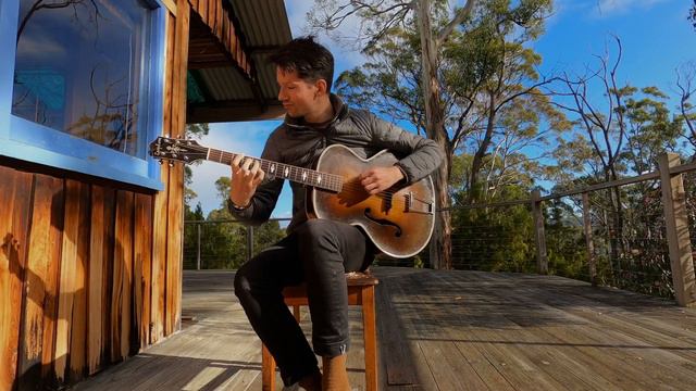 I Cover The Waterfront -- Josh Dunn Solo Guitar смотреть онлайн