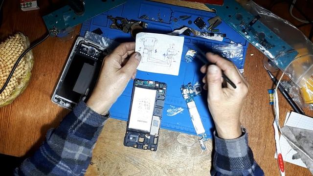Завершающие видео по замене Usb-разъема SM A700fd.
