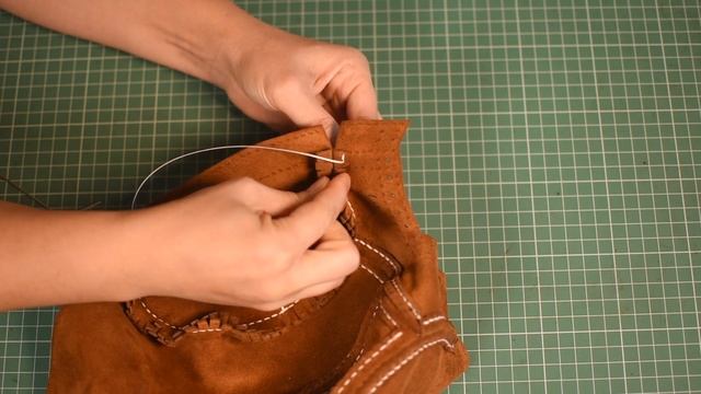The Leather Flat Cap Pattern Tutorial - With Lining