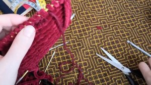 Повязка на голову из плюшевой пряжи