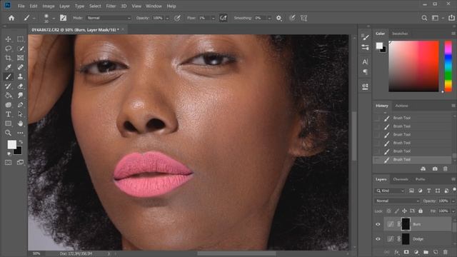 How to Dodge and Burn Dark Skin Tones [Photoshop Skin Retouching Tutorial] смотреть онлайн