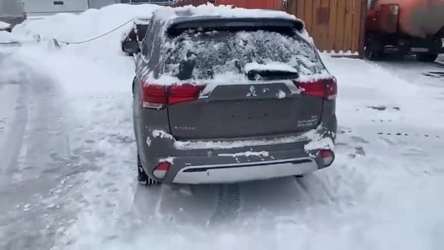 Отзыв Клиента ! Доставили Mitsubishi Outlender PHEV 2019 из США
